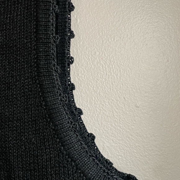 Arriviste Christmas Cardigan Sweater Vest Embroidered Poinsettia Black Size M. - Picture 10 of 10